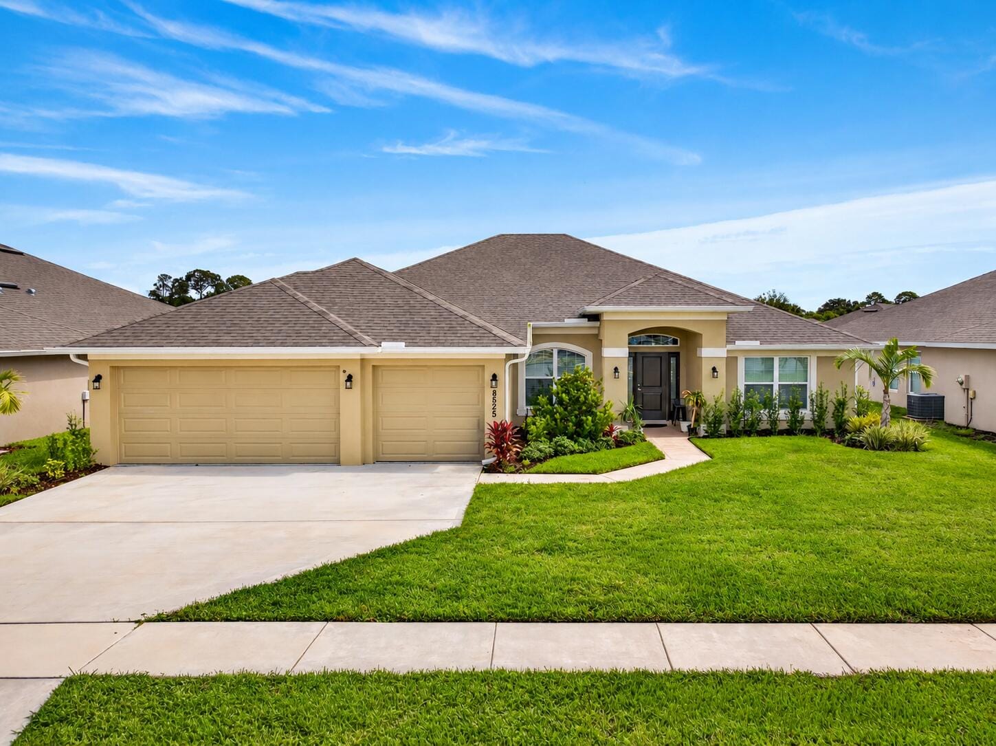 8525 WATERSTONE Boulevard, Fort Pierce, FL 34951 photo 1