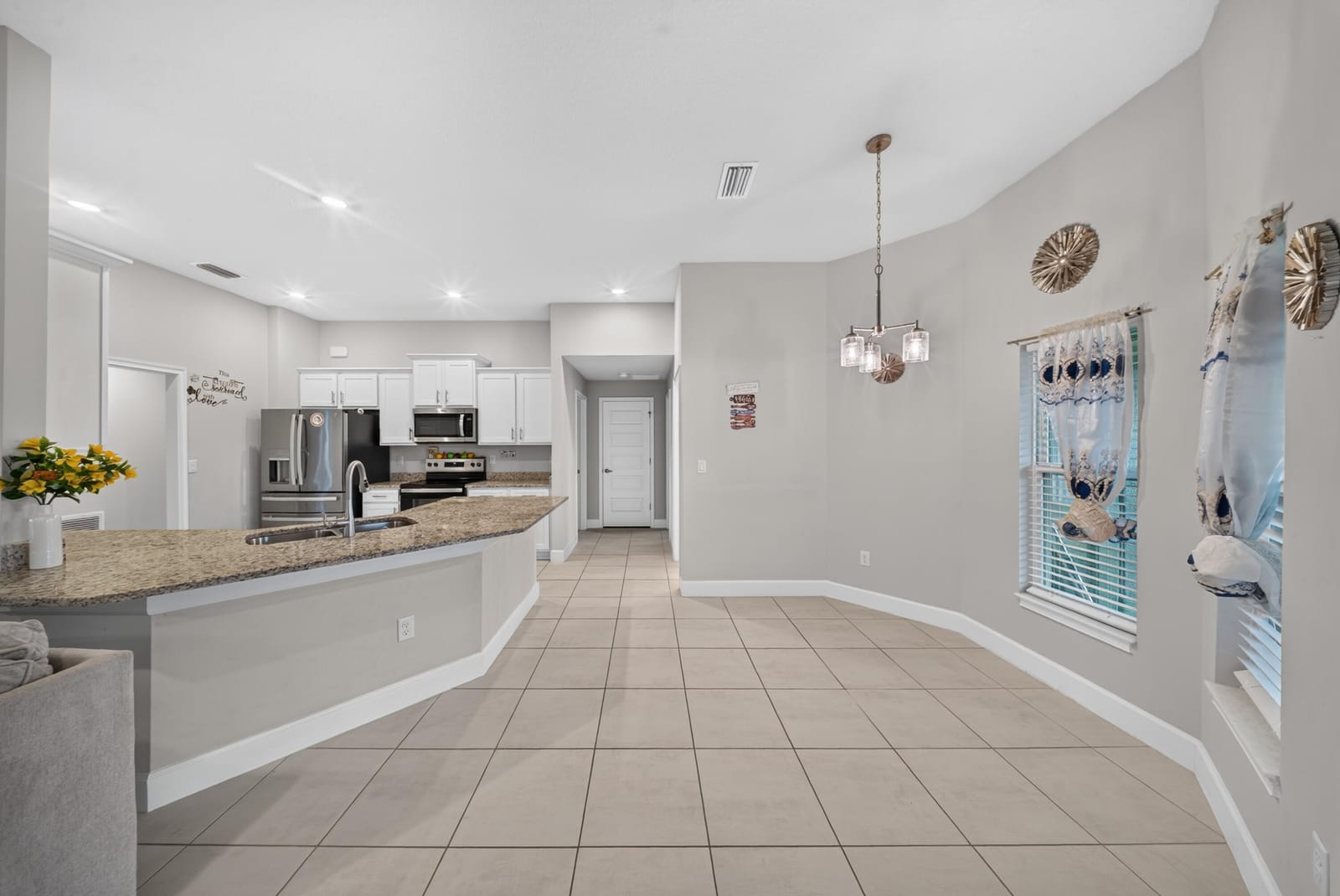8525 WATERSTONE Boulevard, Fort Pierce, FL 34951 photo 10