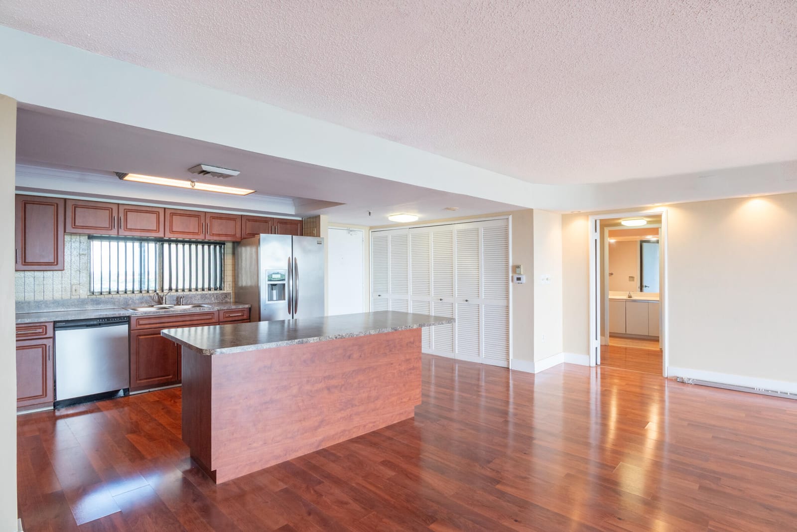 2480 PRESIDENTIAL Way 903 — photo 10