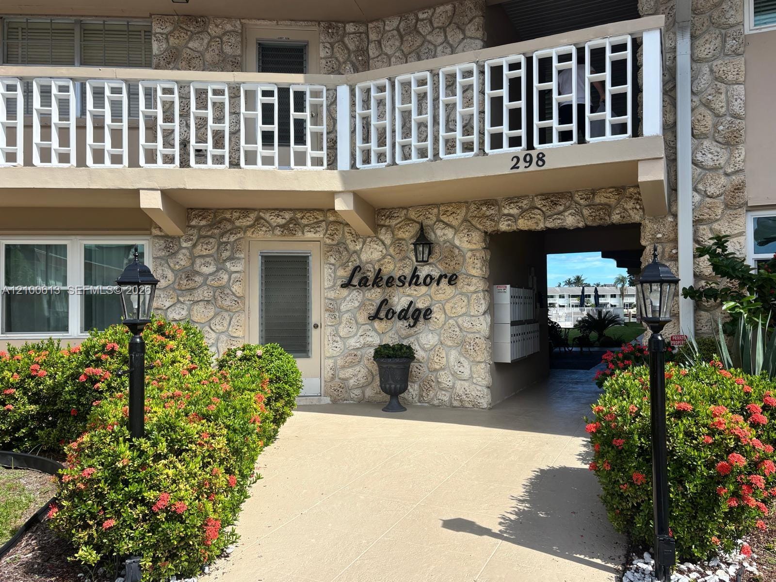 298 SE 6th Avenue 15, Pompano Beach, FL 33060 photo 27