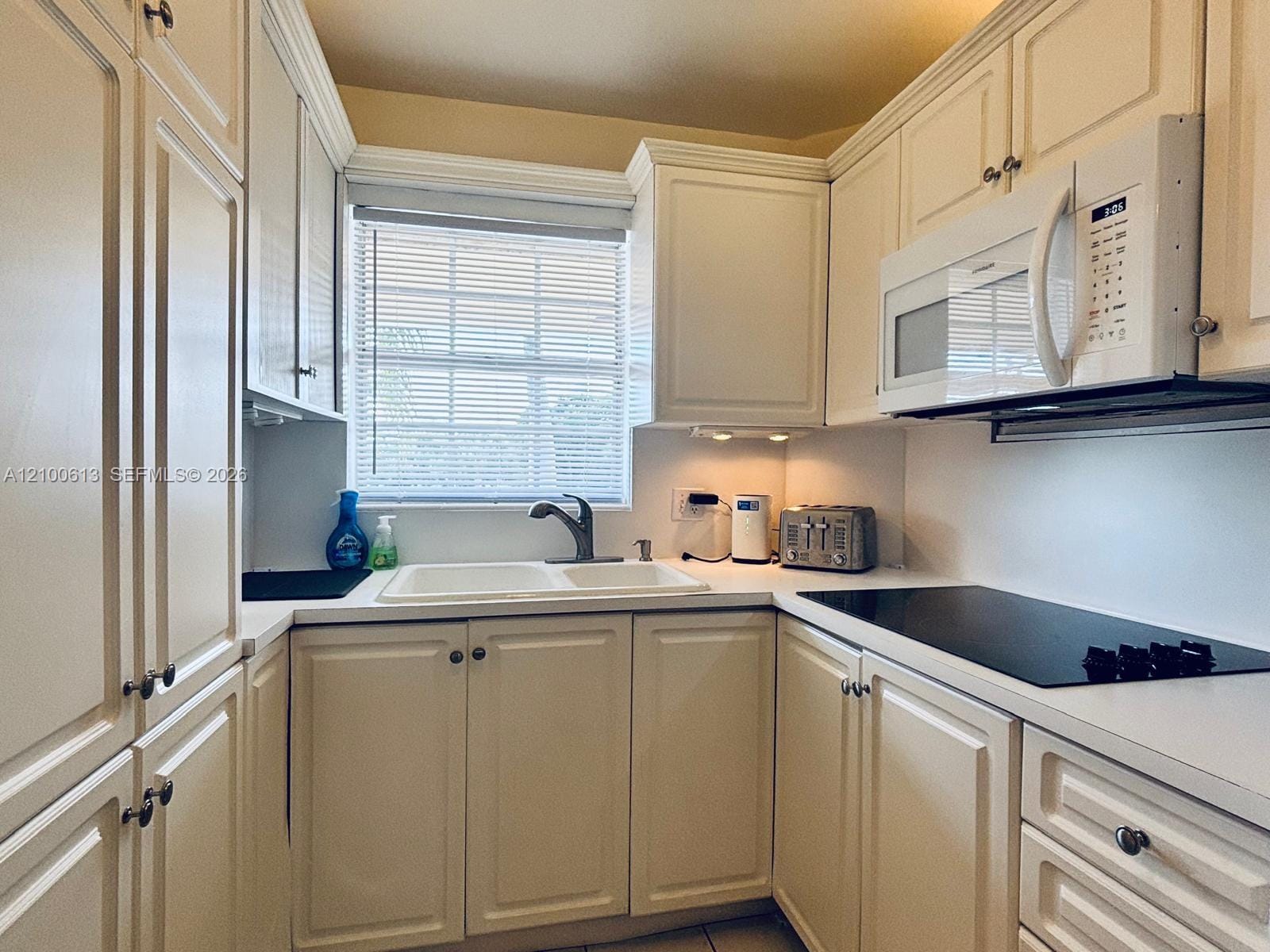 298 SE 6th Avenue 15 — photo 4