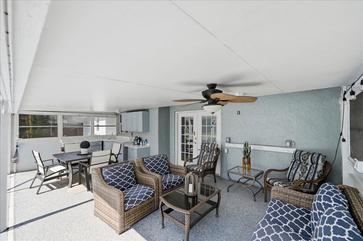 2031 SE NEW YORK Street, Port St. Lucie, FL 34952 photo 12