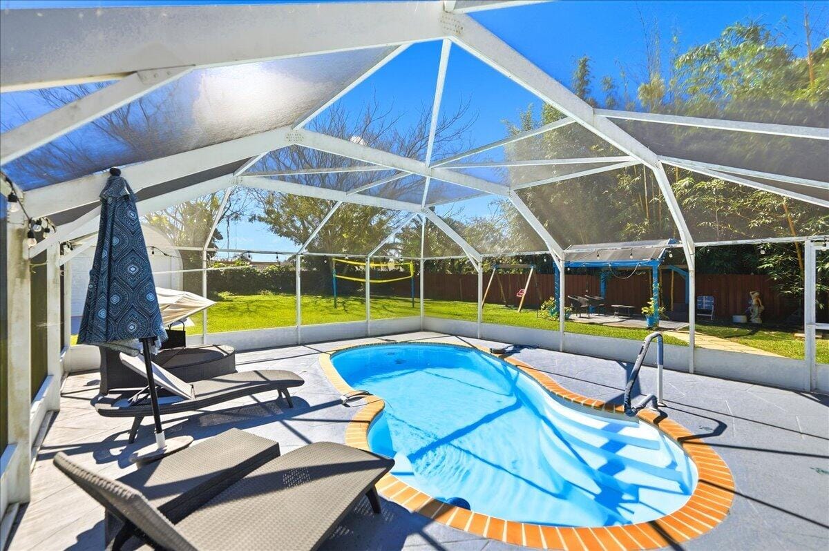 2031 SE NEW YORK Street, Port St. Lucie, FL 34952 photo 18