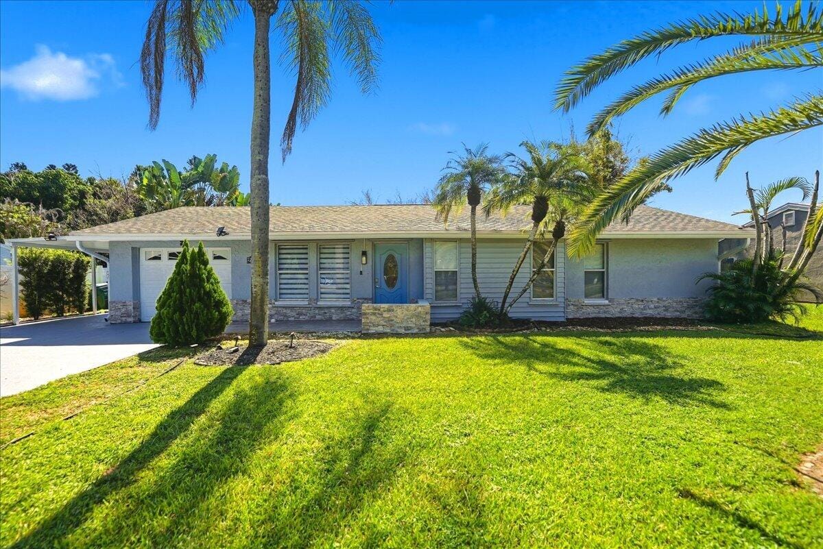 2031 SE NEW YORK Street, Port St. Lucie, FL 34952 photo 3