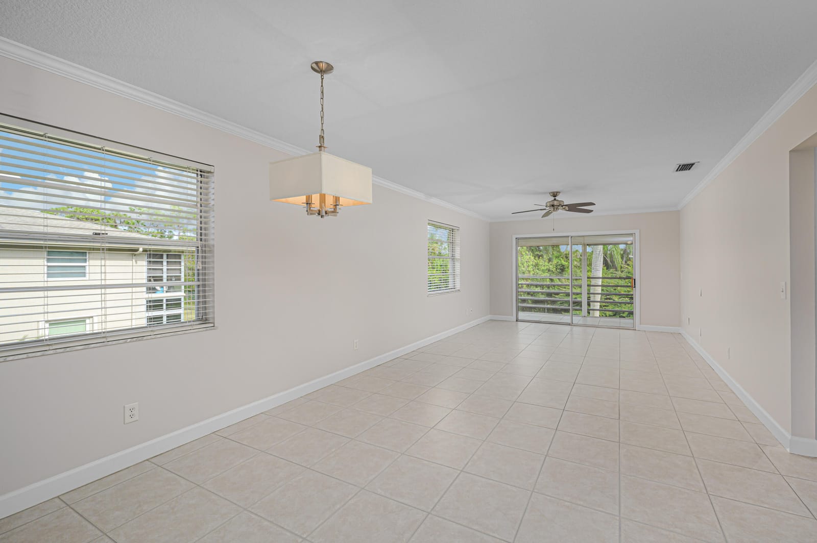 16 LAKE VISTA Trail 202, Port St. Lucie, FL 34952 photo 13