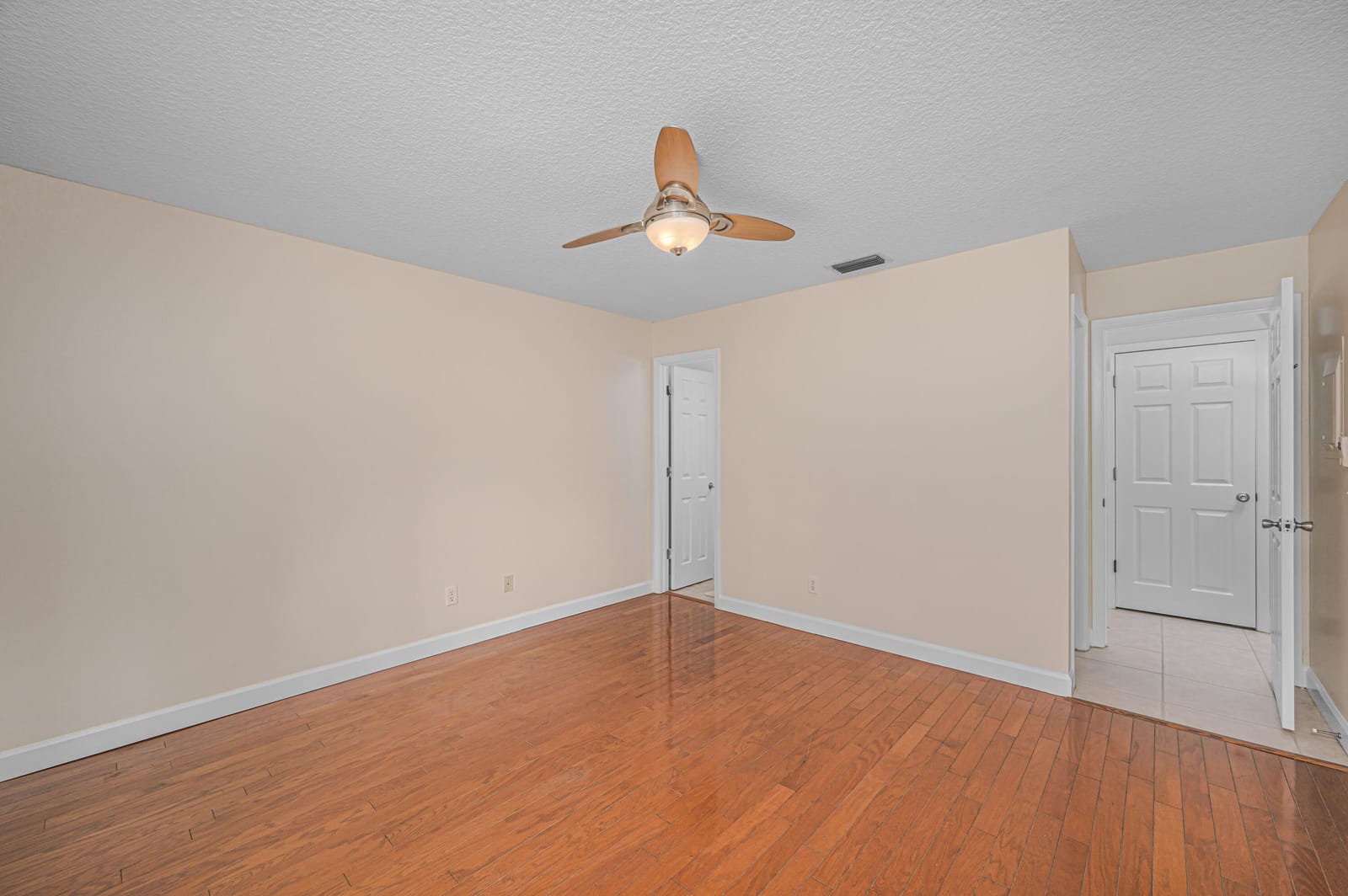 16 LAKE VISTA Trail 202, Port St. Lucie, FL 34952 photo 8