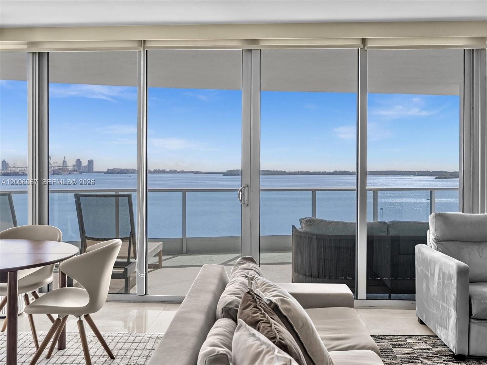 1331 Brickell Bay Drive 901 — photo 2