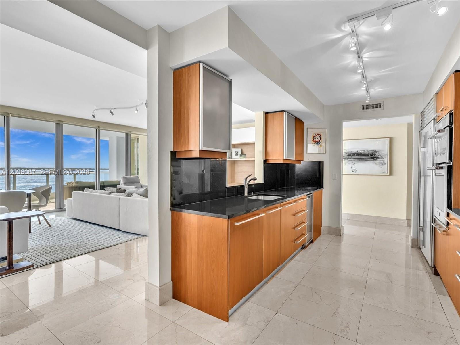 1331 Brickell Bay Drive 901, Miami, FL 33131 photo 16