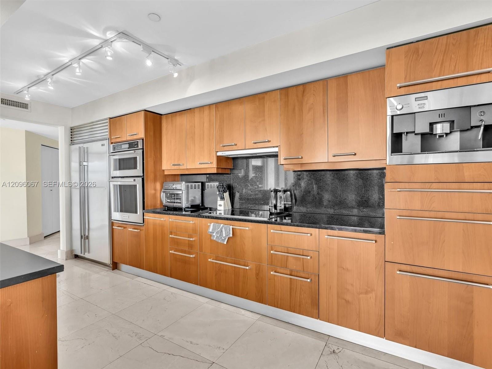 1331 Brickell Bay Drive 901, Miami, FL 33131 photo 18