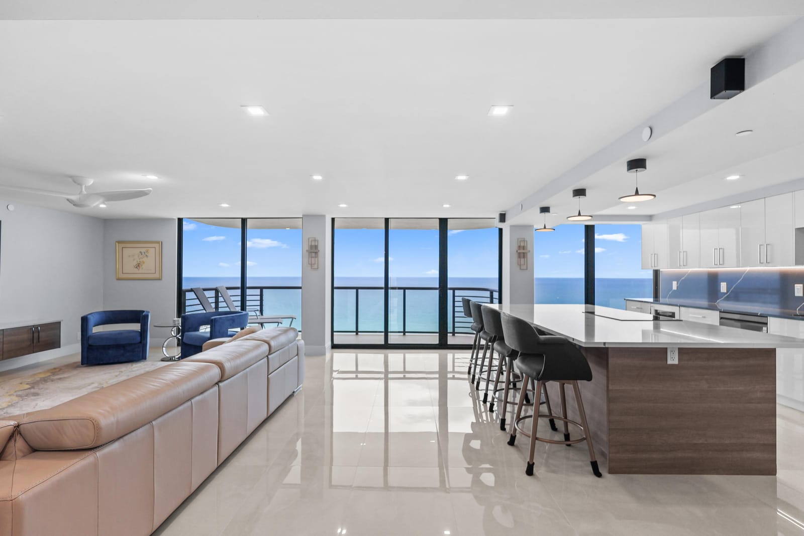 250 S Ocean Boulevard 15D — photo 2