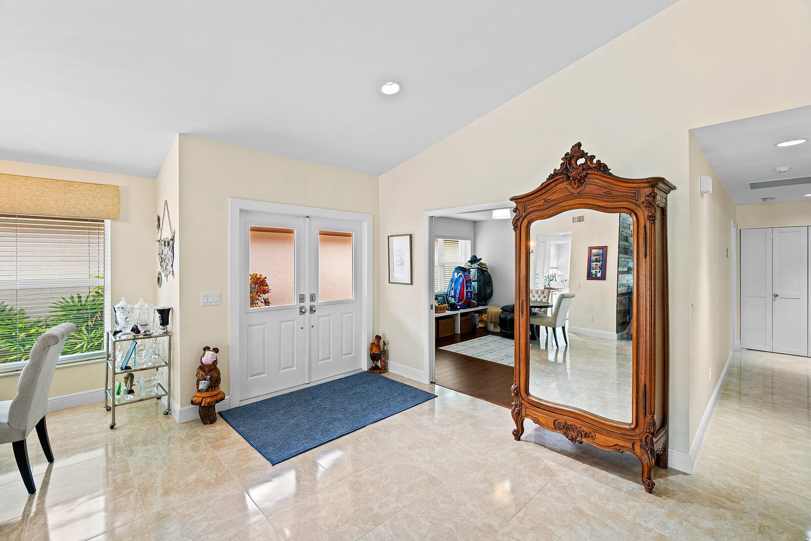11270 Cloverleaf Circle — photo 4