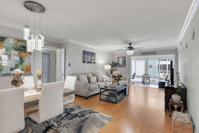 17 COLONIAL CLUB Drive 205, Boynton Beach, FL 33435