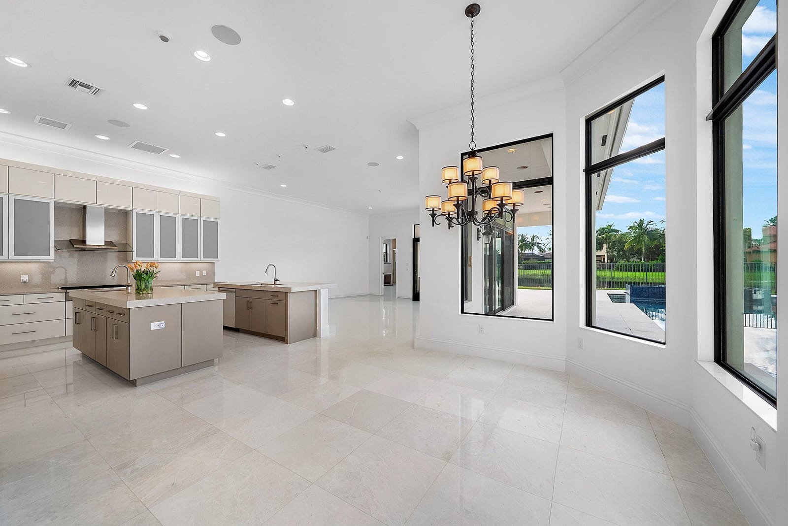 16526 Fleur De Lis Way — photo 10