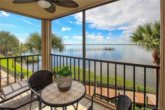 4680 NE Sandpebble Trace 302, Stuart, FL 34996