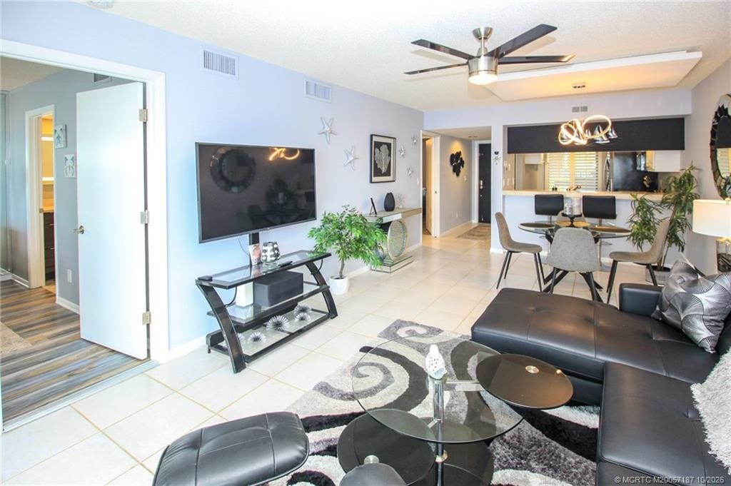 4680 NE Sandpebble Trace 302, Stuart, FL 34996 photo 8
