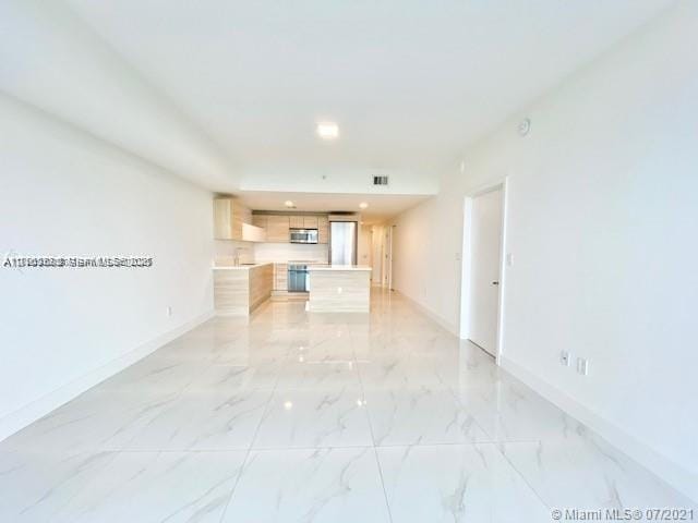 16385 Biscayne Boulevard 702, North Miami Beach, FL 33160 photo 15