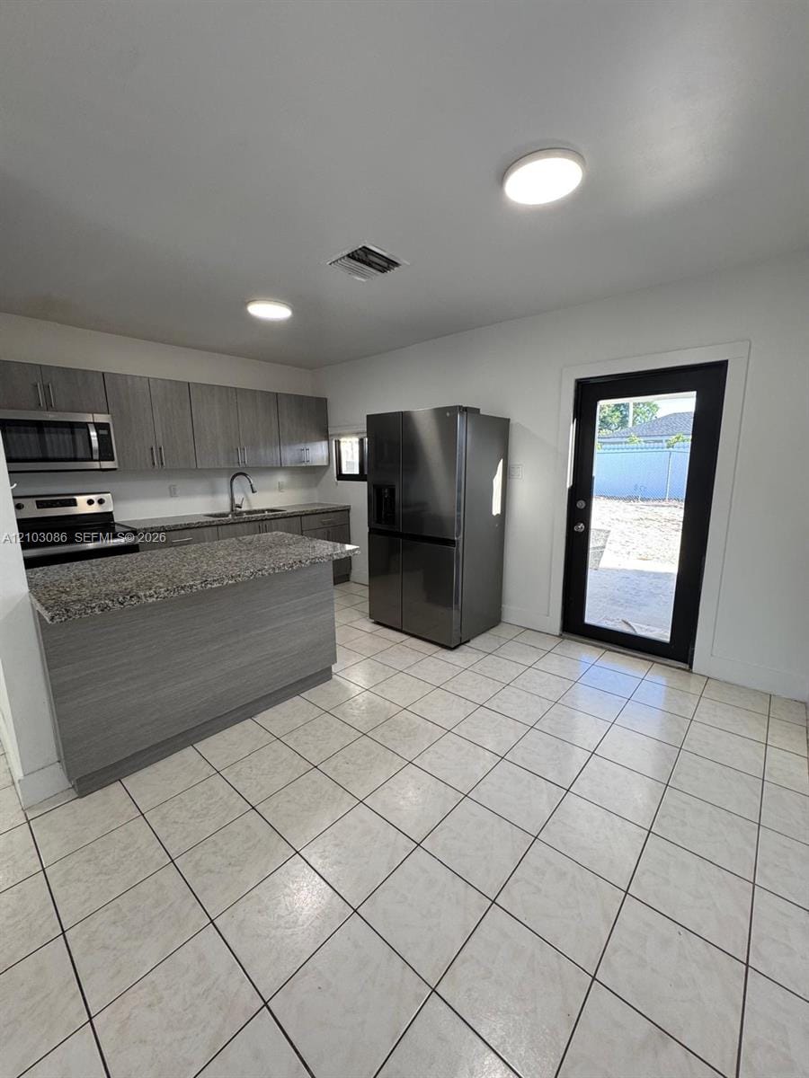 850 SE 2nd Place, Hialeah, FL 33010 photo 20