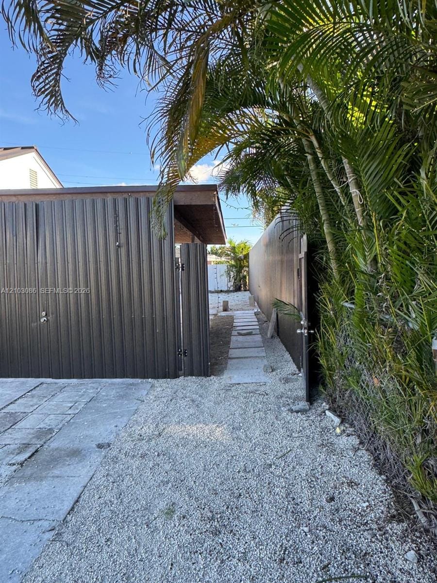 850 SE 2nd Place — photo 7