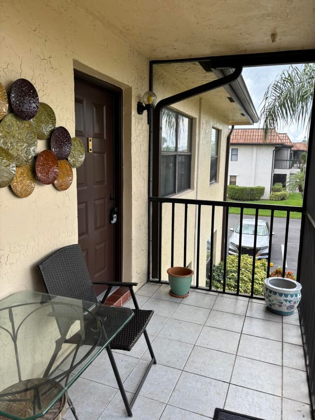 7106 GOLF COLONY Court 201, Lake Worth, FL 33467