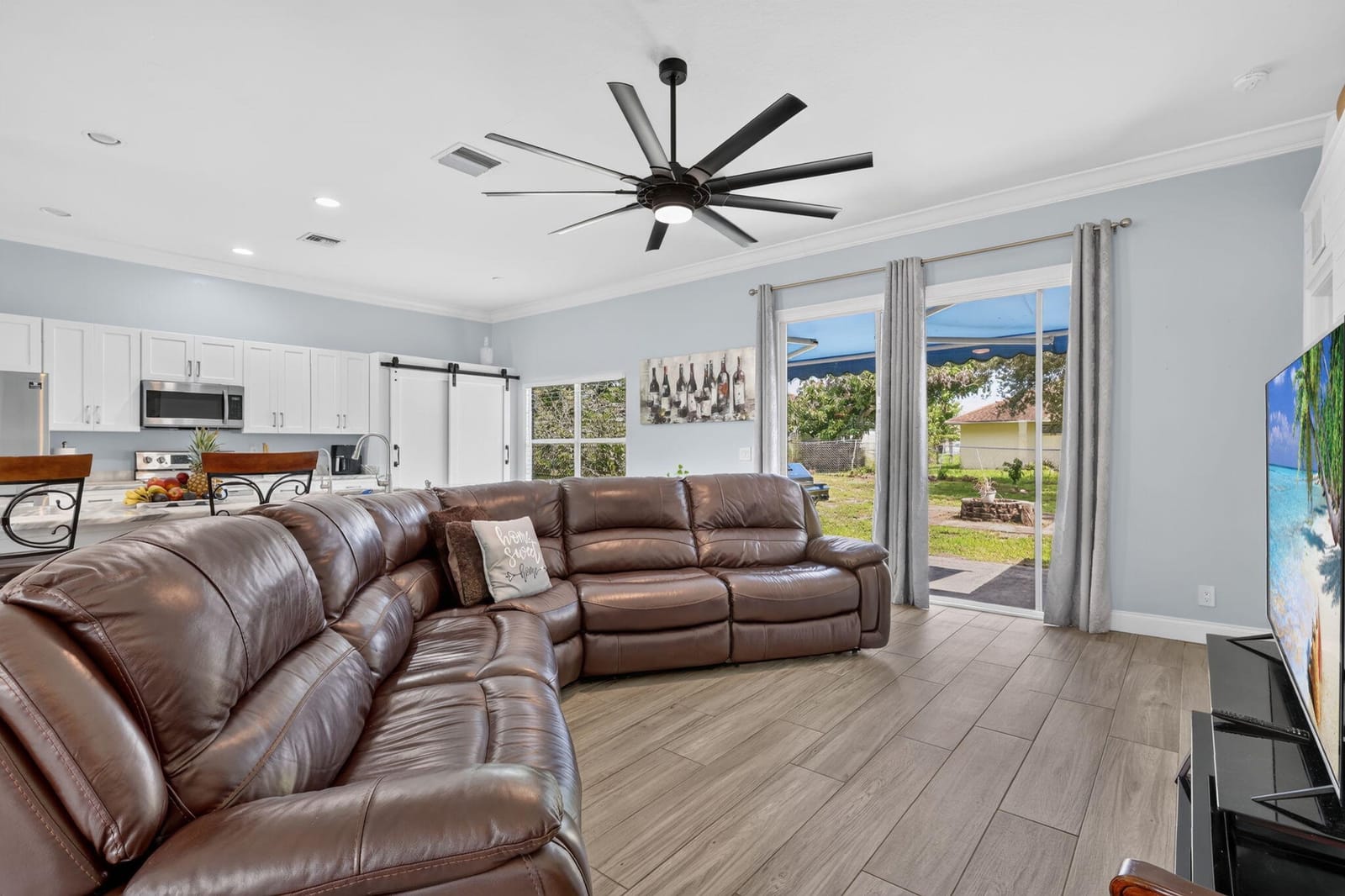 422 SW TULIP Boulevard, Port St. Lucie, FL 34953 photo 12