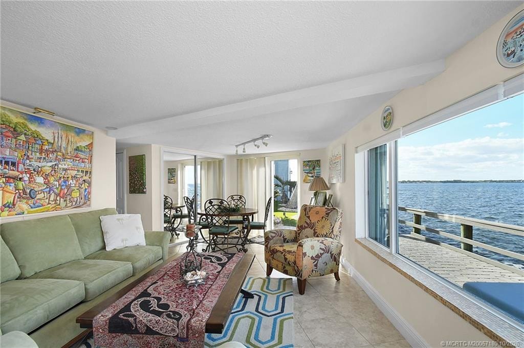 4 Nettles Boulevard, Jensen Beach, FL 34957 photo 17
