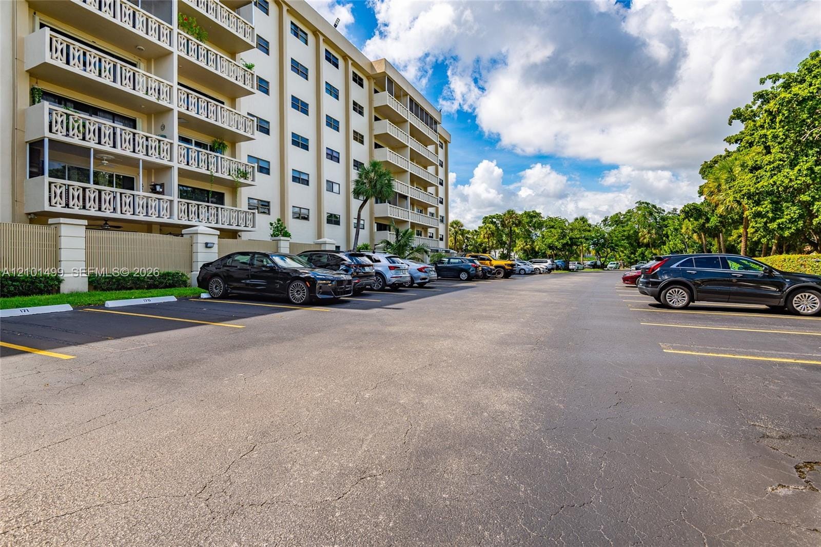 800 NE 195th Street 408, Miami, FL 33179 photo 30