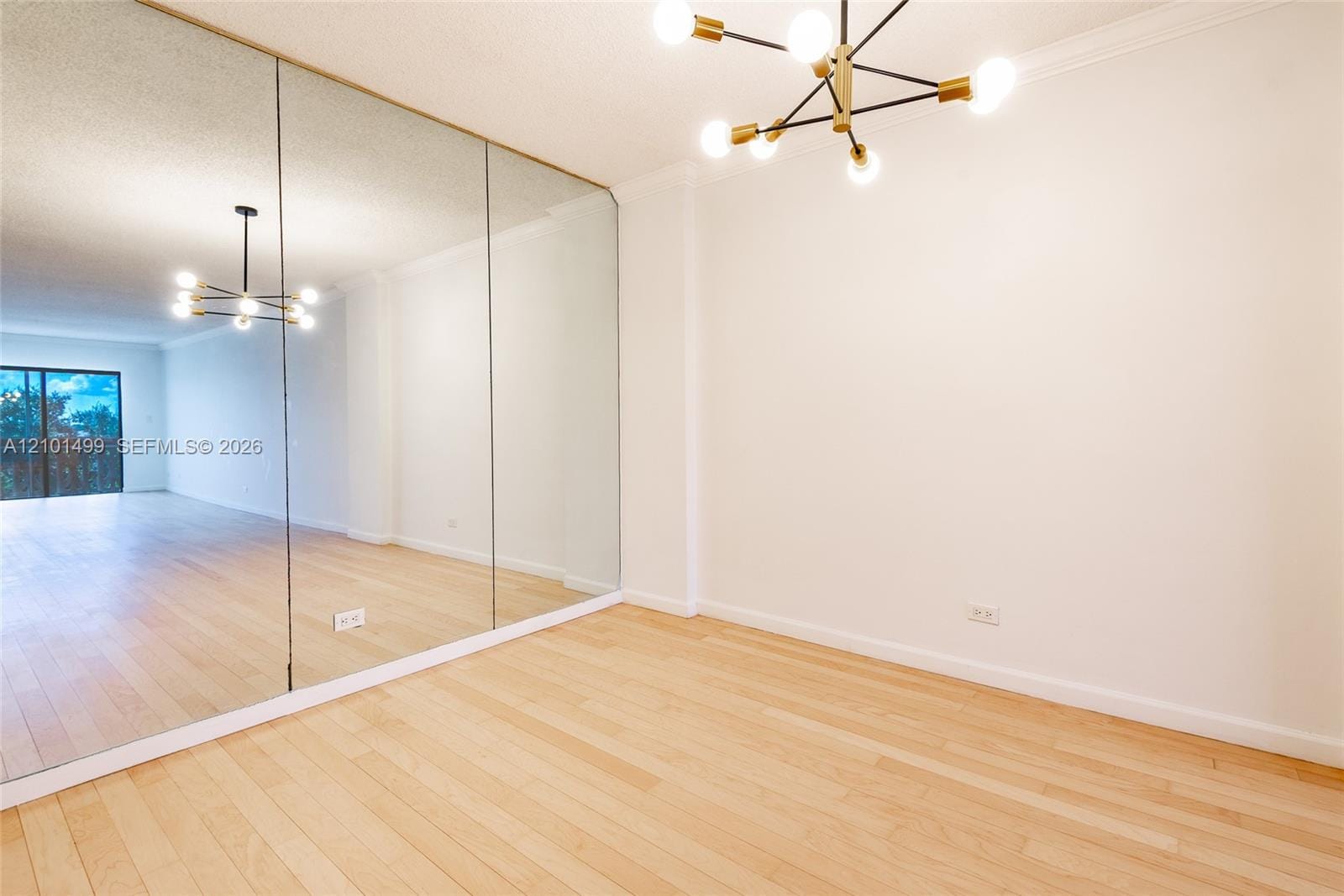 800 NE 195th Street 408 — photo 9