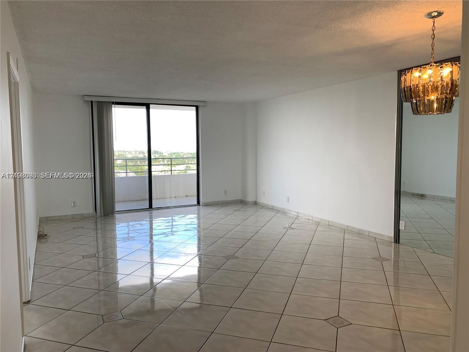2500 Parkview Drive 1208 — photo 3