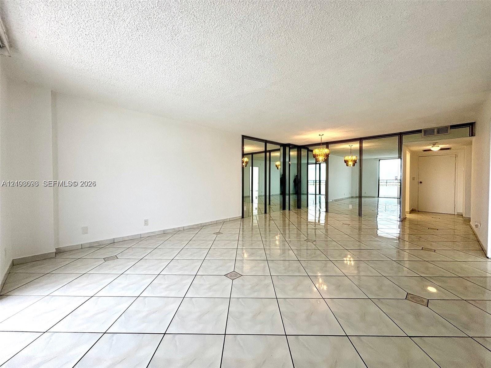 2500 Parkview Drive 1208 — photo 5