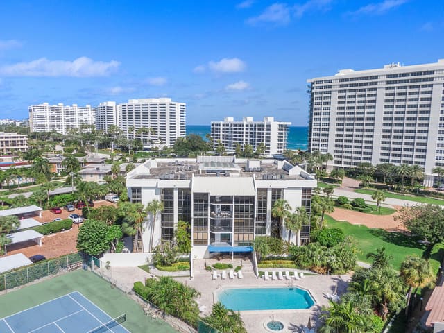 1901 S Ocean Boulevard 401, Boca Raton, FL 33432
