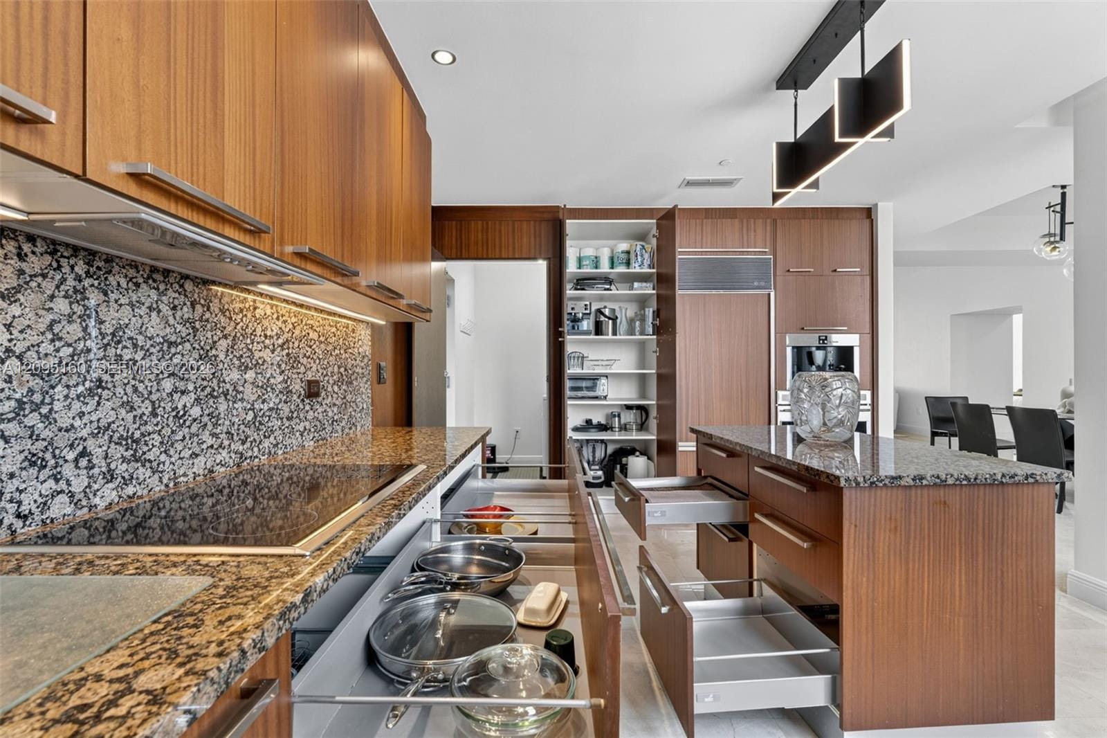 16001 Collins Avenue 2606, Sunny Isles Beach, FL 33160 photo 14