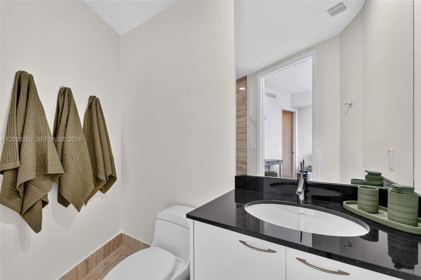 16001 Collins Avenue 2606, Sunny Isles Beach, FL 33160 photo 25