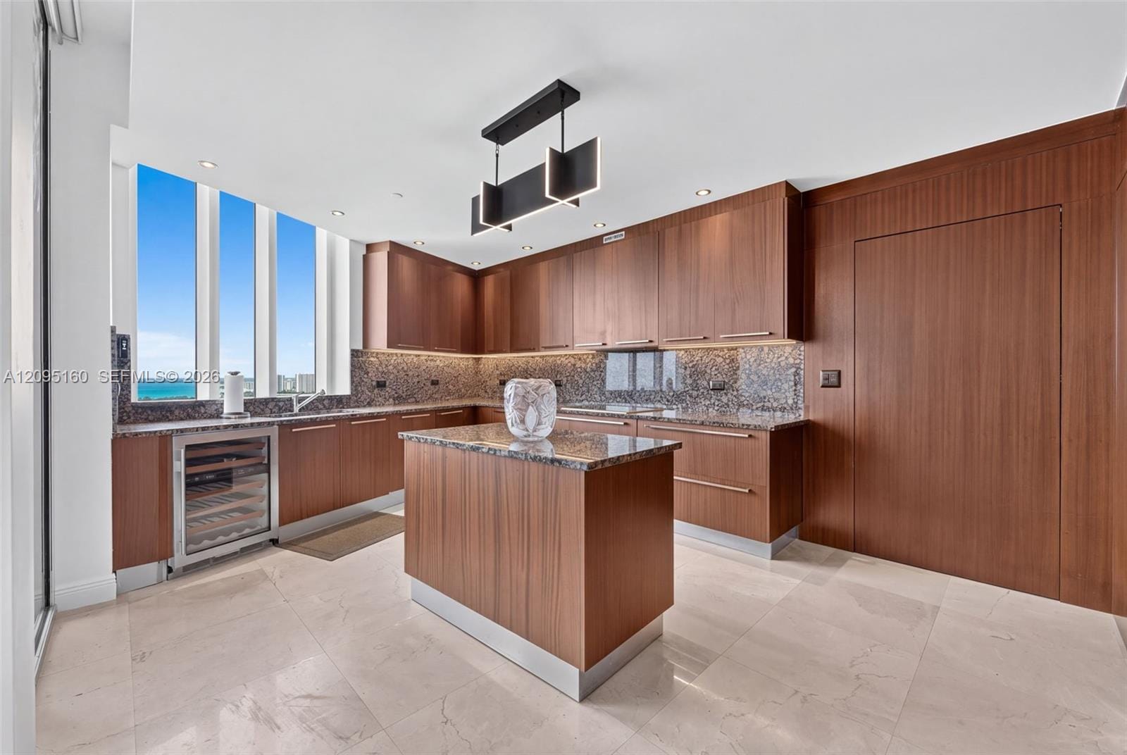 16001 Collins Avenue 2606, Sunny Isles Beach, FL 33160 photo 10