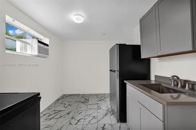 520 NW 49th Street B, Miami, FL 33127