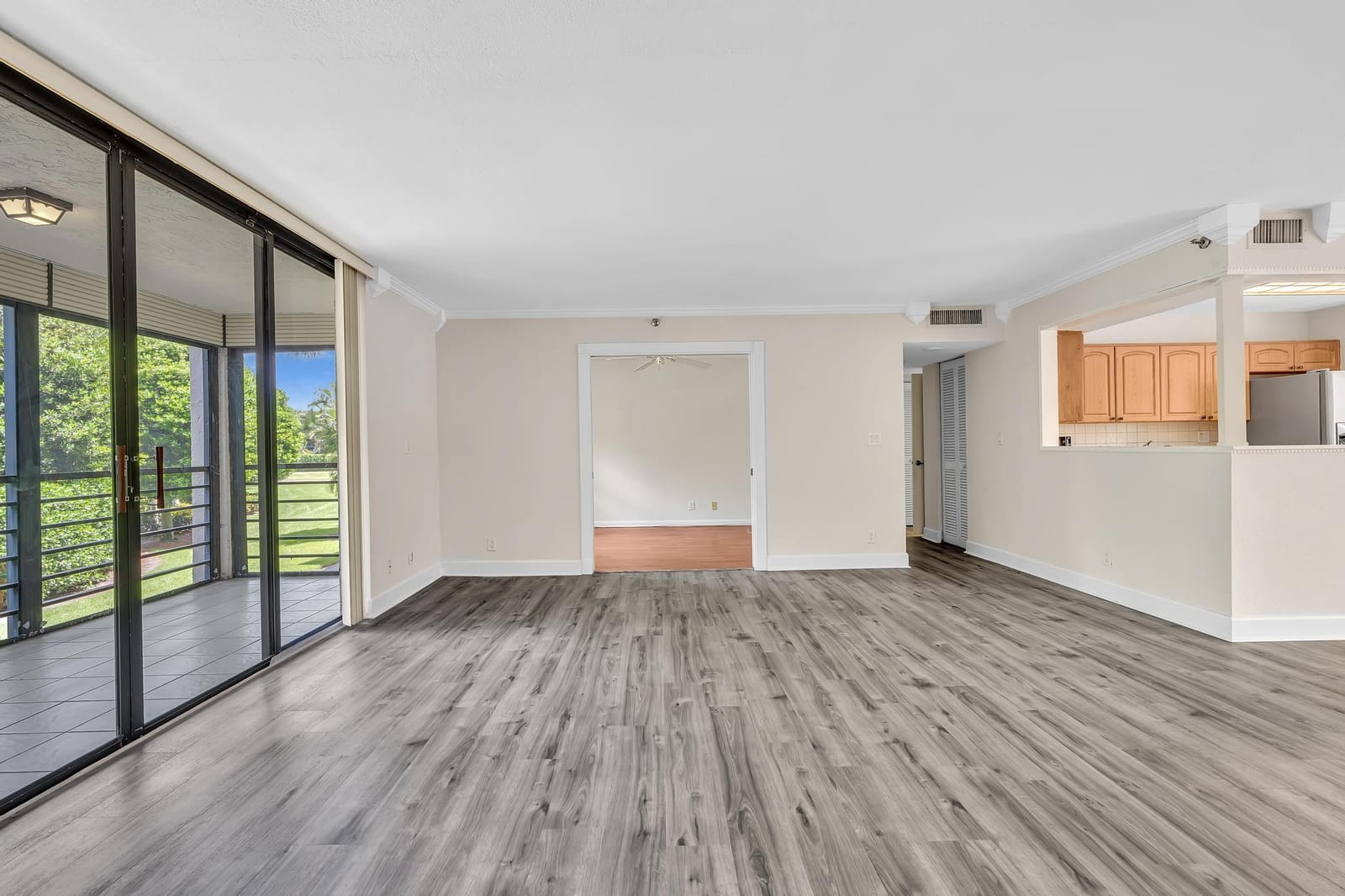 7564 REGENCY LAKE Drive 202, Boca Raton, FL 33433 photo 20