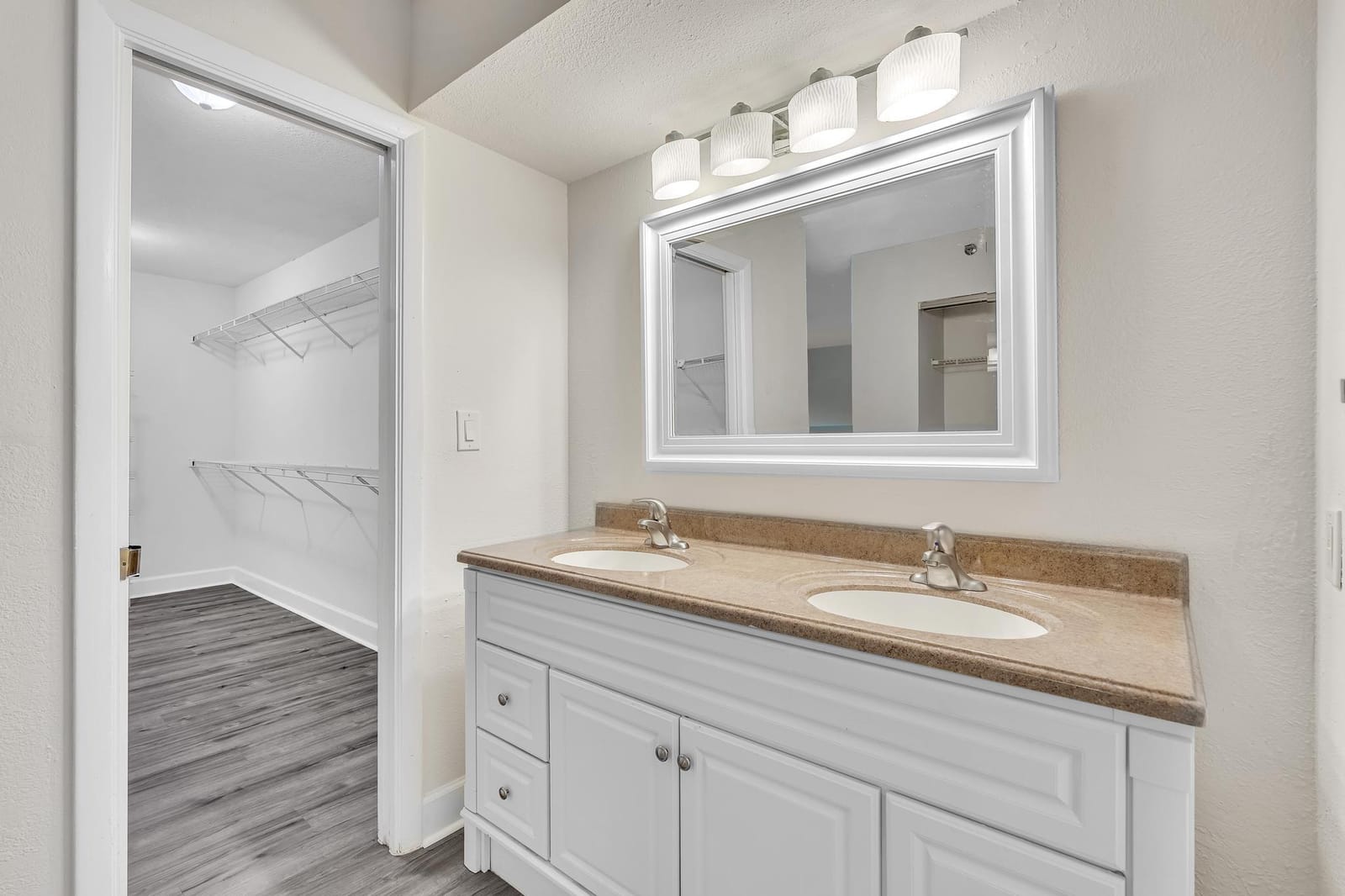 7564 REGENCY LAKE Drive 202, Boca Raton, FL 33433 photo 27