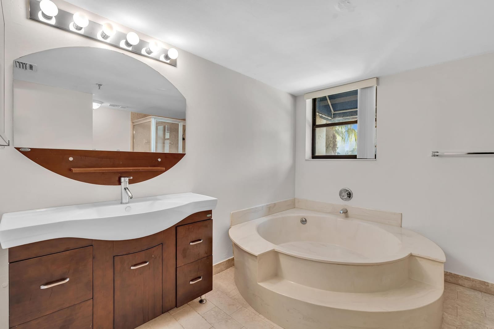 7564 REGENCY LAKE Drive 202, Boca Raton, FL 33433 photo 28