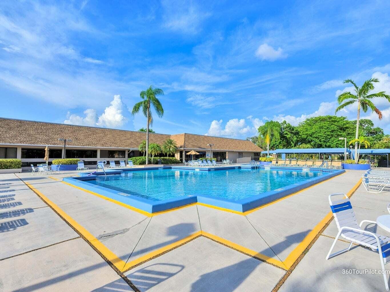 10304 SUNRISE LAKES Boulevard 312, Sunrise, FL 33322 photo 19