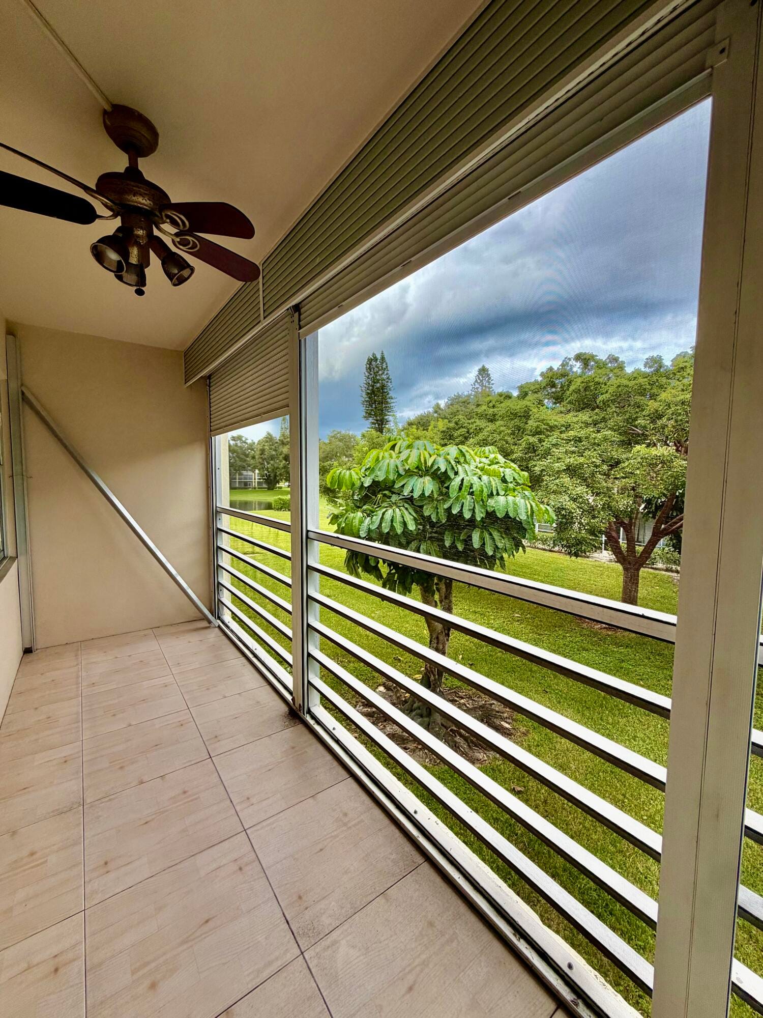 153 Dorset D, Boca Raton, FL 33434 photo 18