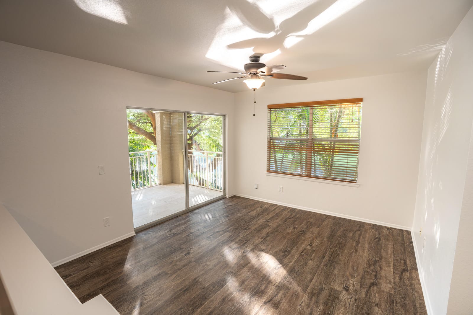 1865 Palm Cove Boulevard 9-209 — photo 9