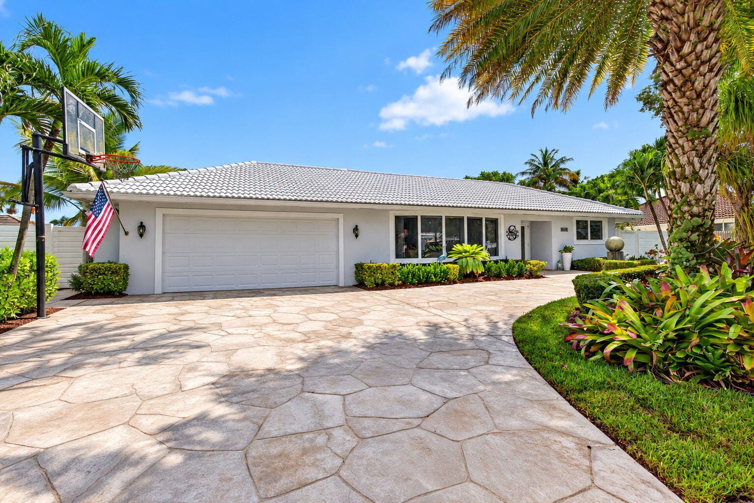 330 SW 75th Avenue, Plantation, FL 33317 photo 2