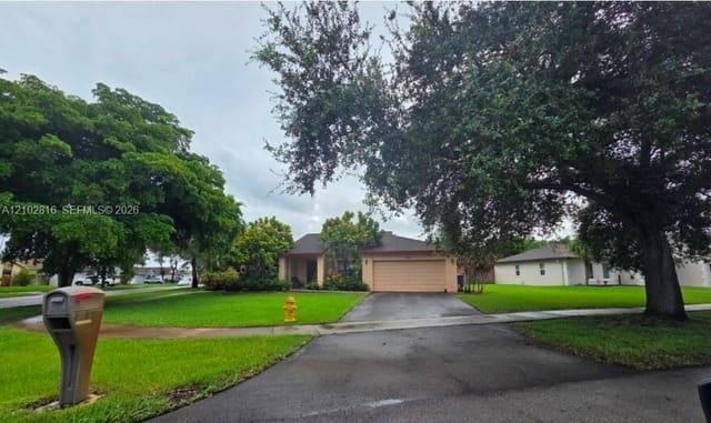 4800 SW 120th Avenue, Cooper City, FL 33330