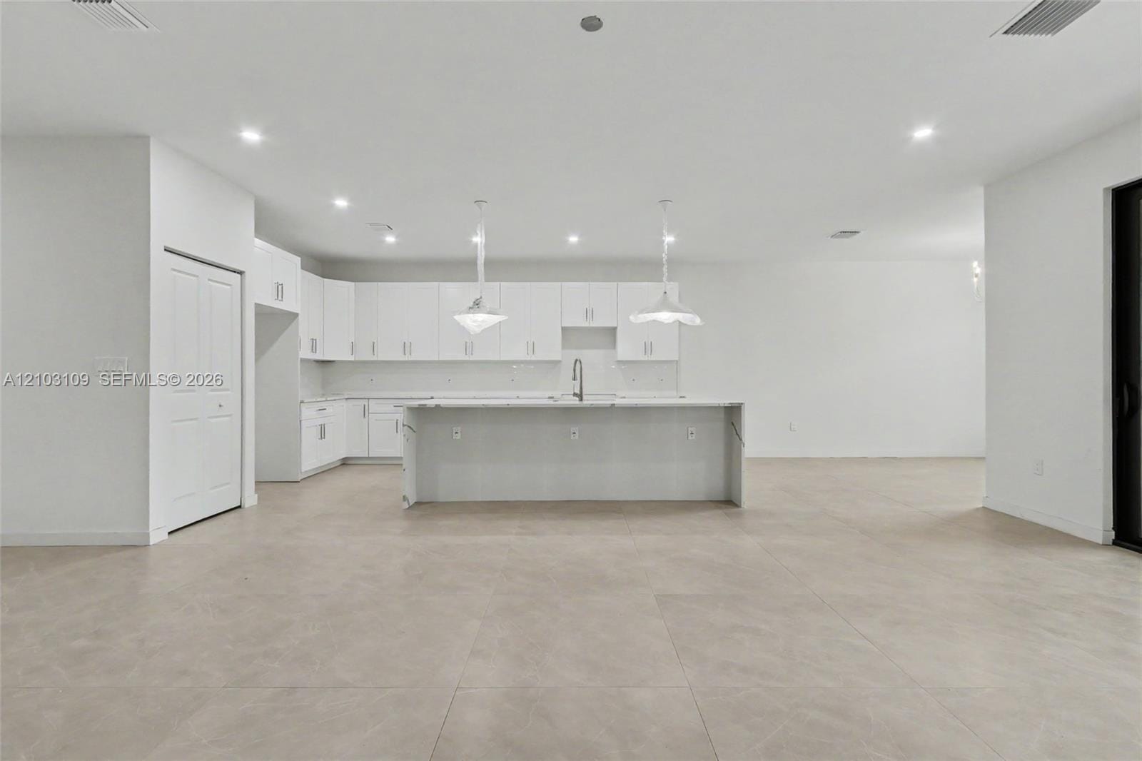 727 NW 43rd Court, Oakland Park, FL 33309 photo 14