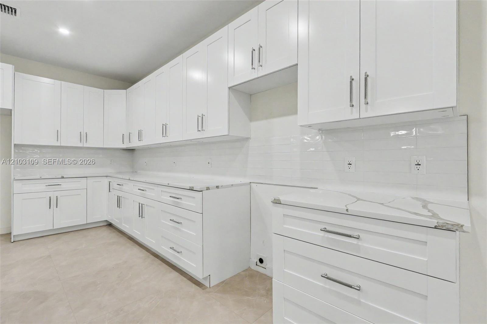 727 NW 43rd Court, Oakland Park, FL 33309 photo 18