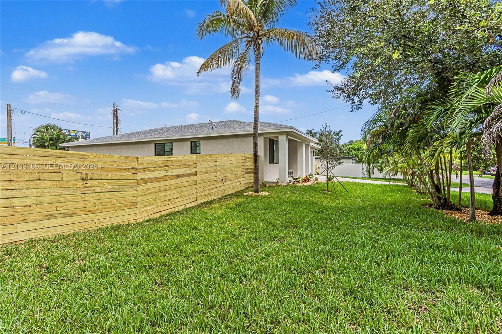 727 NW 43rd Court — photo 5
