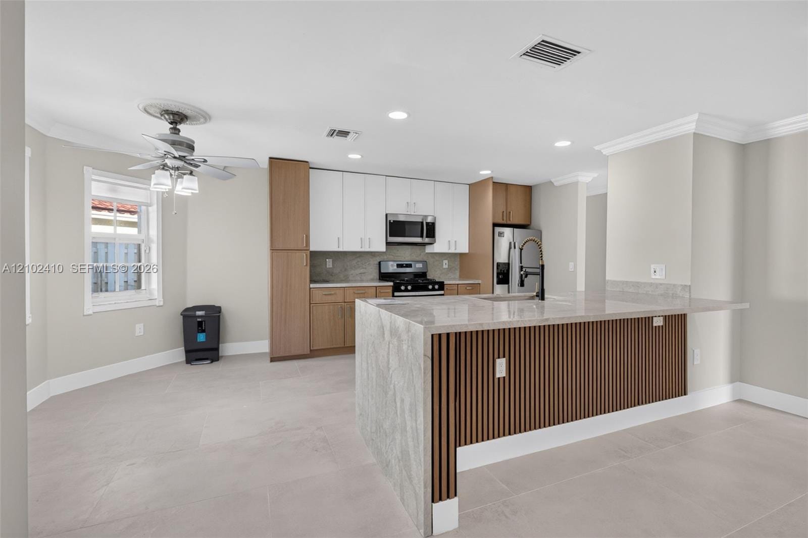 83 Gables Boulevard, Weston, FL 33326 photo 14