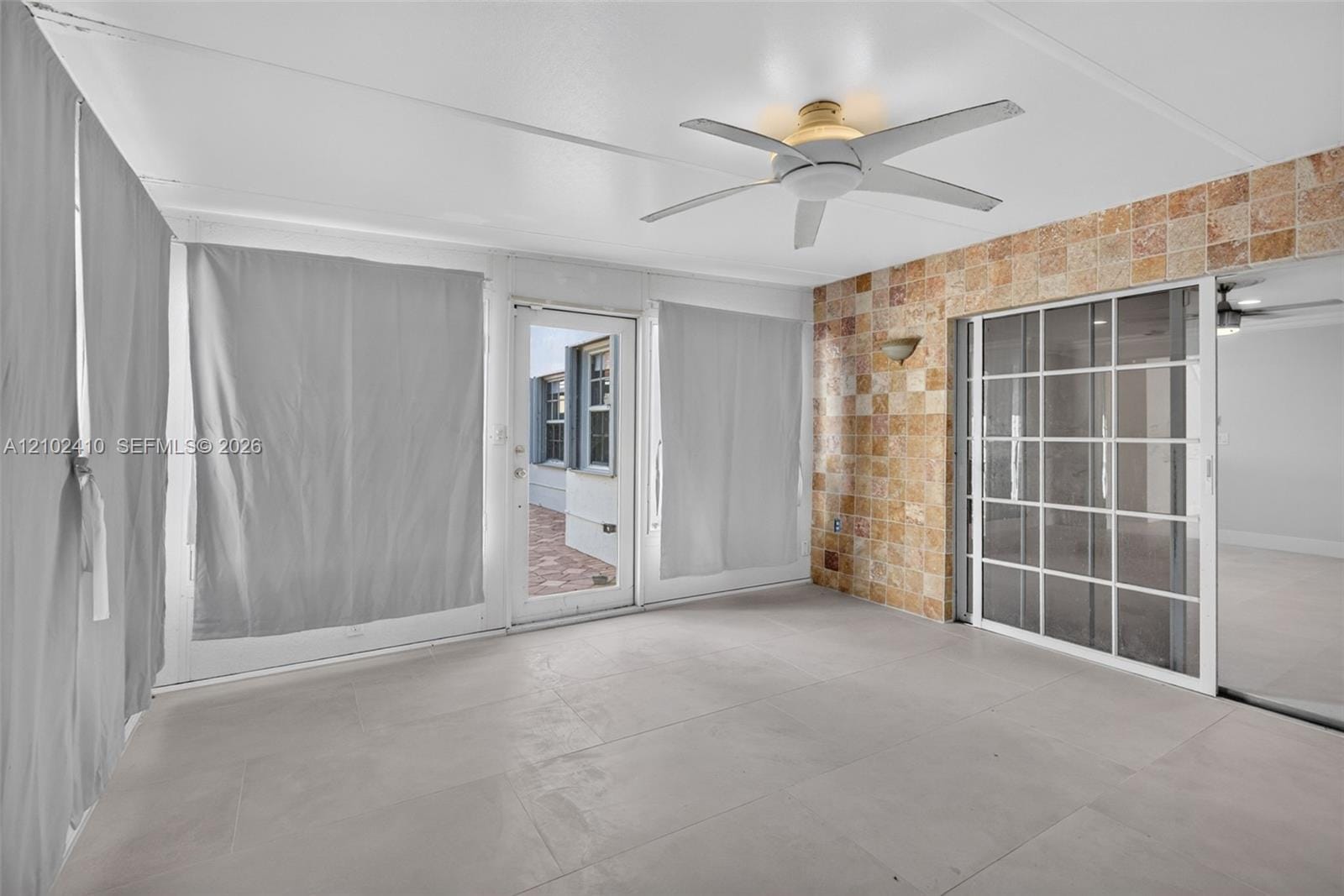 83 Gables Boulevard, Weston, FL 33326 photo 22
