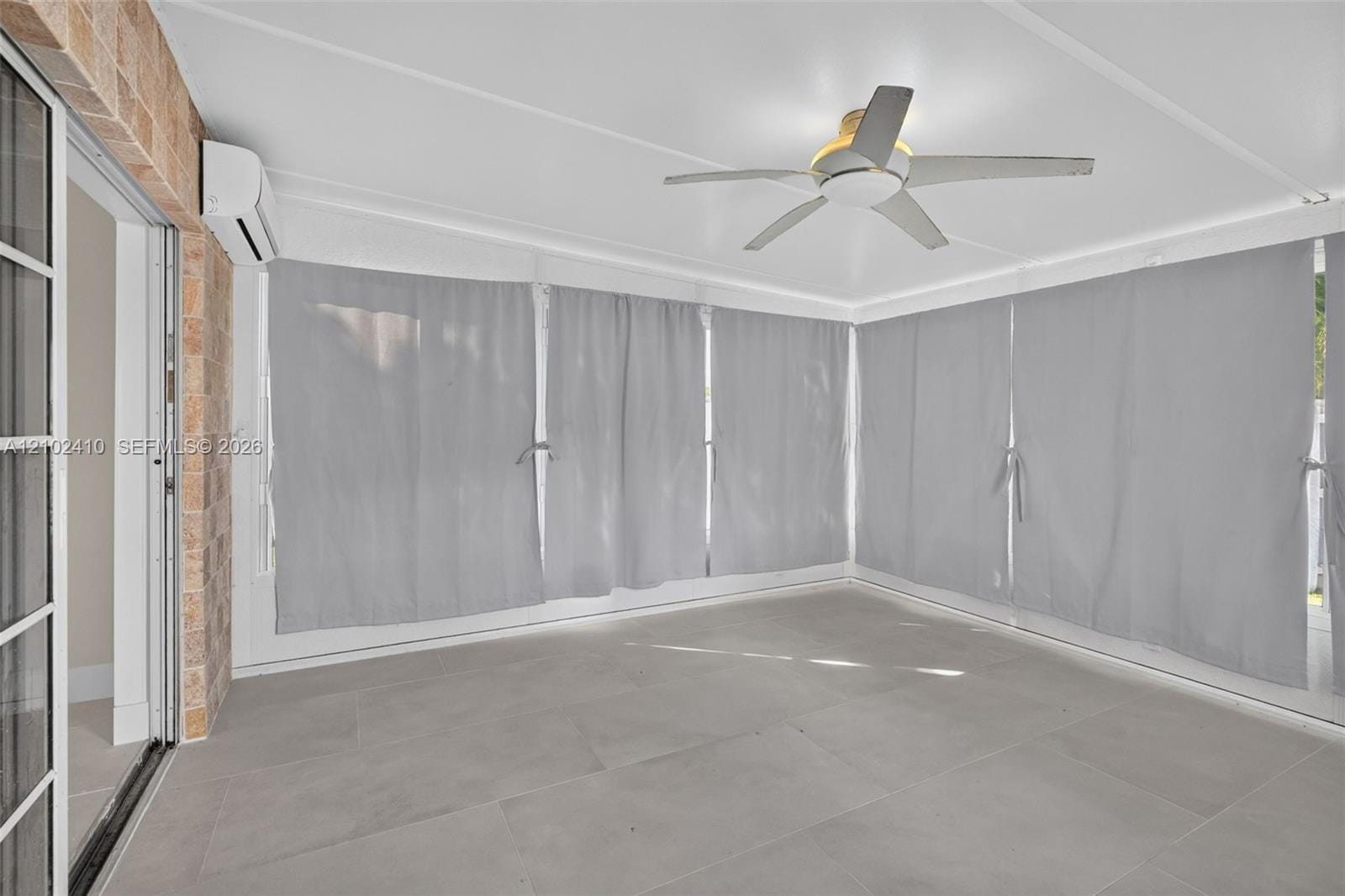 83 Gables Boulevard, Weston, FL 33326 photo 24