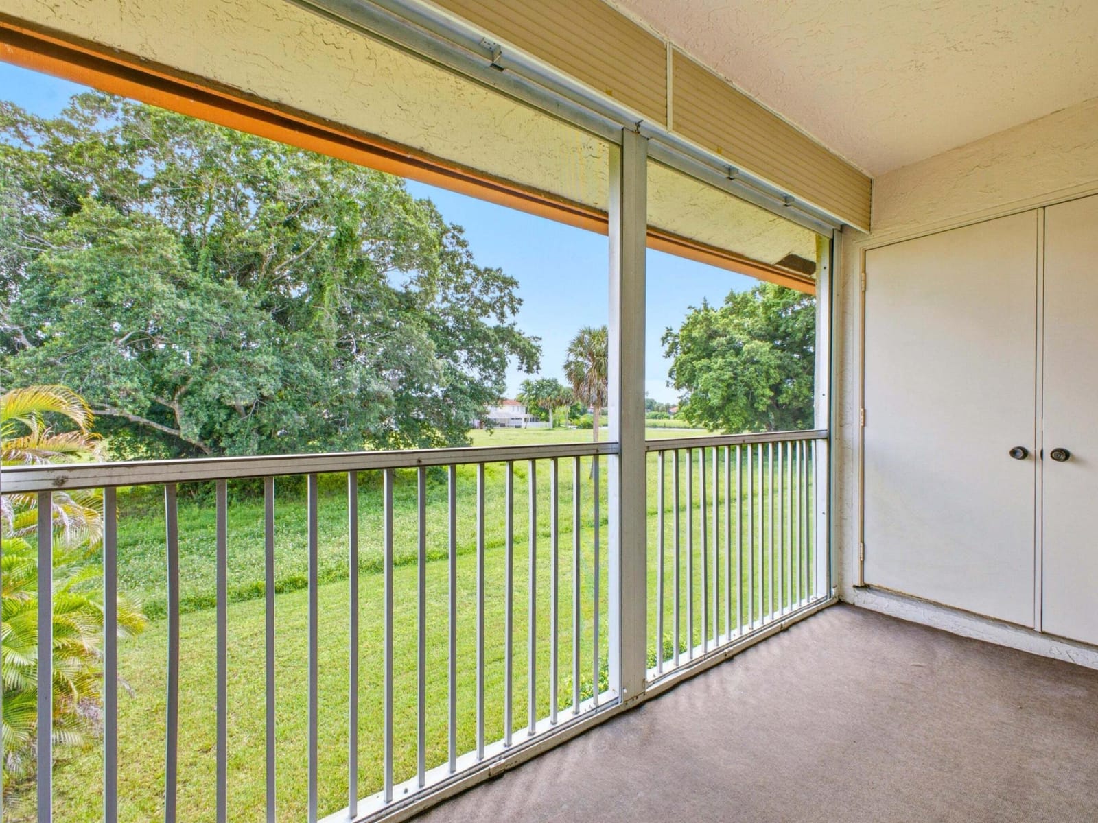 3041 Holiday Springs Boulevard 201, Margate, FL 33063 photo 1
