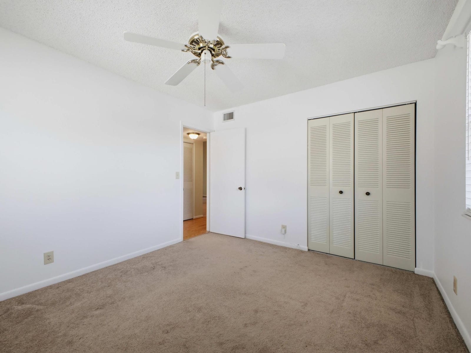 3041 Holiday Springs Boulevard 201, Margate, FL 33063 photo 11